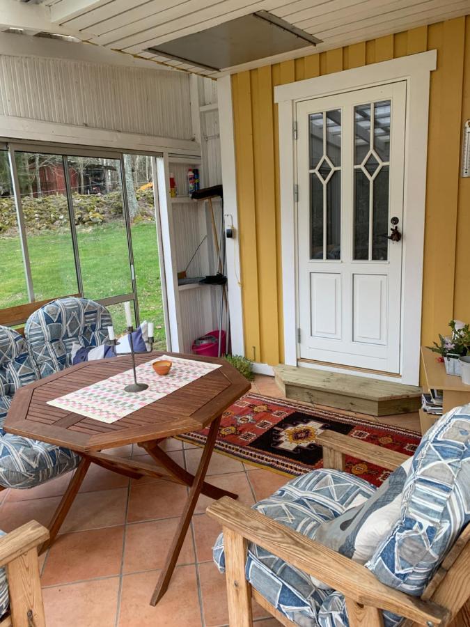 Almagarden Lantlig Miljoe Vila Svängsta Exterior foto