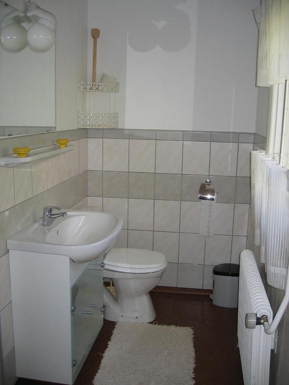 Almagarden Lantlig Miljoe Vila Svängsta Quarto foto