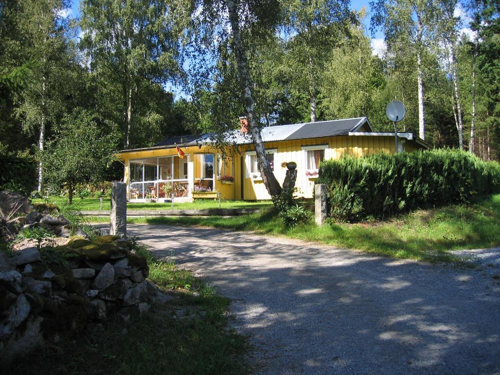 Almagarden Lantlig Miljoe Vila Svängsta Quarto foto